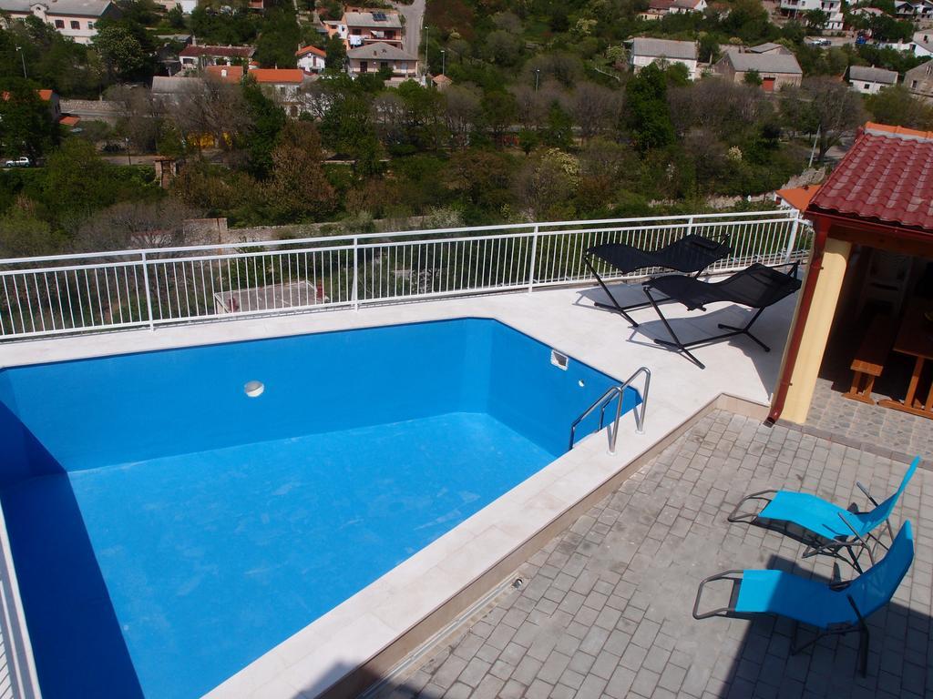 Apartments Zora Сень Экстерьер фото