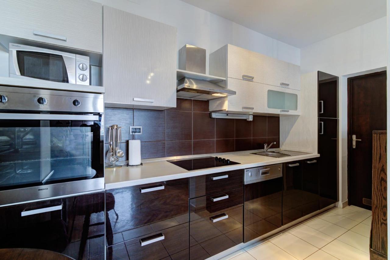 Apartments Zora Сень Экстерьер фото