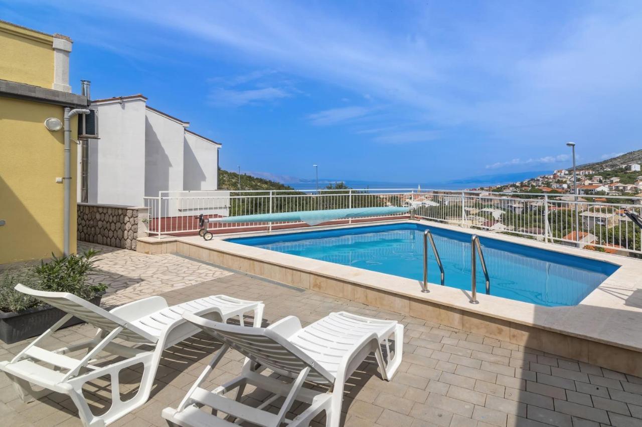 Apartments Zora Сень Экстерьер фото